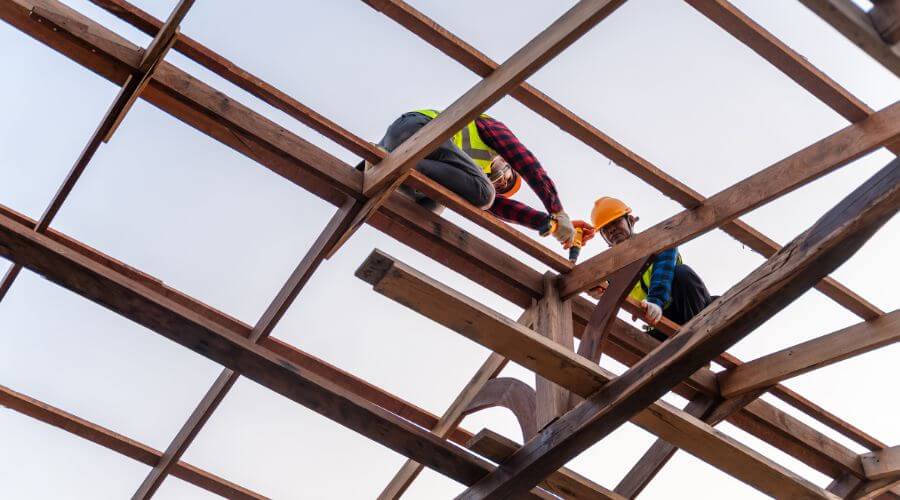 Expert new roof installation services in Wooton, KY